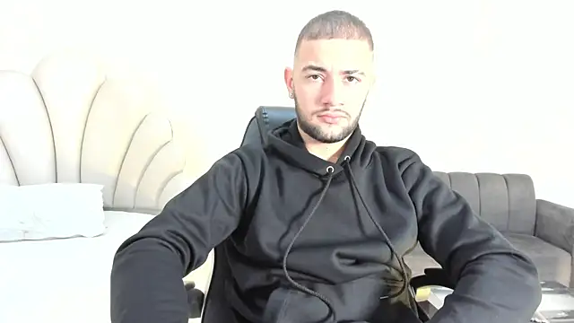Snapshot of MaximusDick1_ chatting on 07.08.26 MaximusDick1 online show from 07.08.26