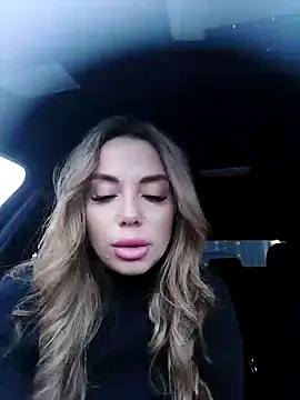 Snapshot of Gabriella_Hot_ chatting on 01.22.25 Gabriella Hot online show from 01.22.25