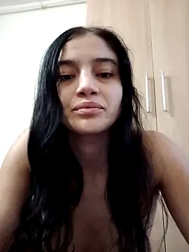 Virgin Pussy Love online show from 12.22.25