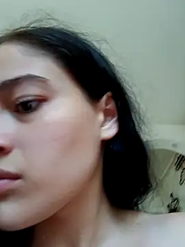 Snapshot of Virgin_Pussy_Love chatting on 06.15.26 Virgin Pussy Love online show from 06.15.26