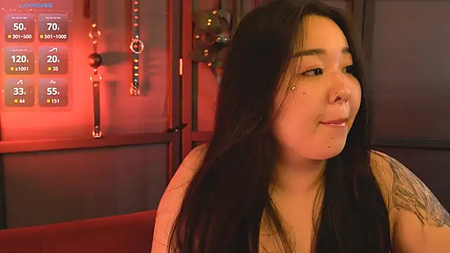 Snapshot of mei_honey_ chatting on 11.15.25 mei honey online show from 11.15.25