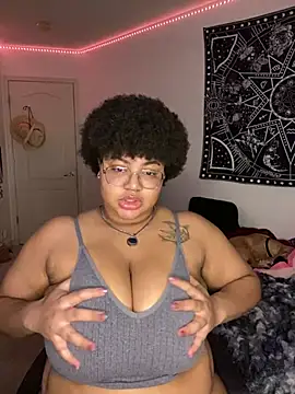 Snapshot of Ectorius chatting on 01.09.25 Ectorius online show from 01.09.25