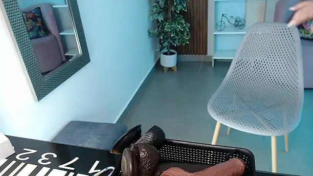 Dalila Sky online show from 03.27.26