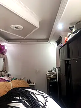 devi black13  online show from 03.18.25