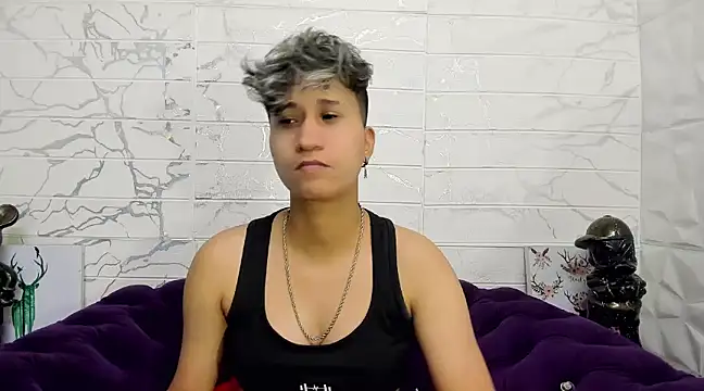 Snapshot of Im_Milan_Rs chatting on 02.13.25 Im Milan Rs online show from 02.13.25