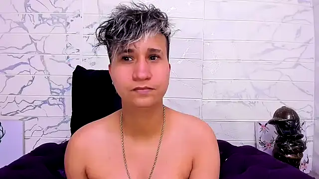 Snapshot of Im_Milan_Rs chatting on 02.15.25 Im Milan Rs online show from 02.15.25