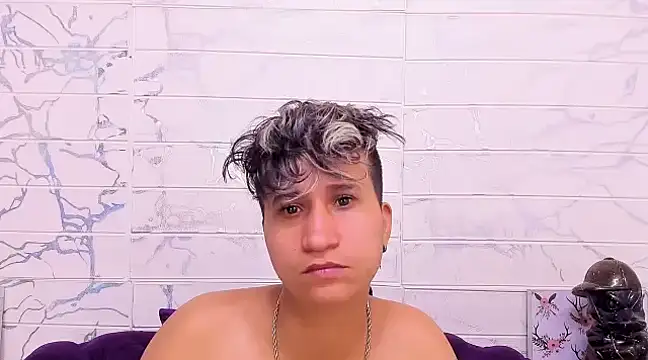 Snapshot of Im_Milan_Rs chatting on 02.20.25 Im Milan Rs online show from 02.20.25