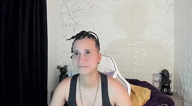 Snapshot of Im_Milan_Rs chatting on 02.26.25 Im Milan Rs online show from 02.26.25