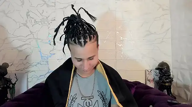 Snapshot of Im_Milan_Rs chatting on 02.26.25 Im Milan Rs online show from 02.26.25