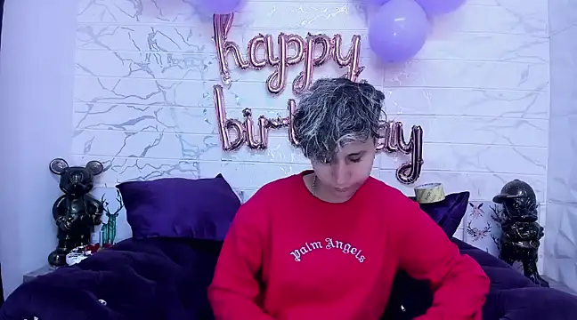 Snapshot of Im_Milan_Rs chatting on 03.11.25 Im Milan Rs online show from 03.11.25