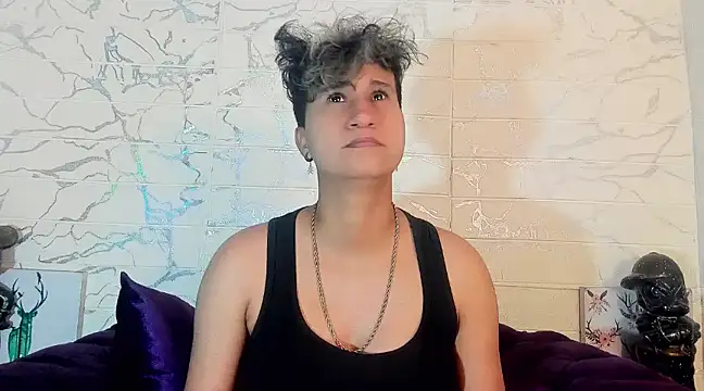 Snapshot of Im_Milan_Rs chatting on 03.17.25 Im Milan Rs online show from 03.17.25