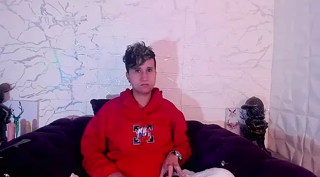 Snapshot of Im_Milan_Rs chatting on 03.17.25 Im Milan Rs online show from 03.17.25