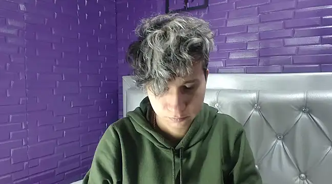 Snapshot of Im_Milan_Rs chatting on 03.22.25 Im Milan Rs online show from 03.22.25