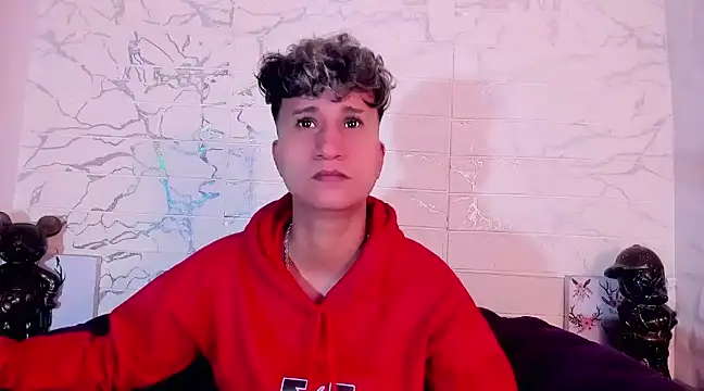 Snapshot of Im_Milan_Rs chatting on 03.23.25 Im Milan Rs online show from 03.23.25