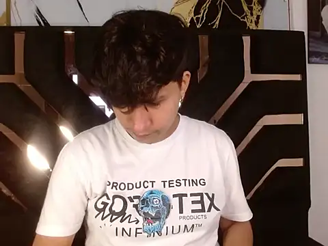 Snapshot of Im_Milan_Rs chatting on 09.20.25 Im Milan Rs online show from 09.20.25