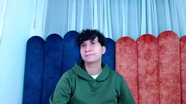 Snapshot of Im_Milan_Rs chatting on 09.25.25 Im Milan Rs online show from 09.25.25