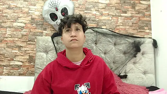 Snapshot of Im_Milan_Rs chatting on 10.25.25 Im Milan Rs online show from 10.25.25