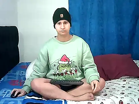 Snapshot of Im_Milan_Rs chatting on 11.29.25 Im Milan Rs online show from 11.29.25