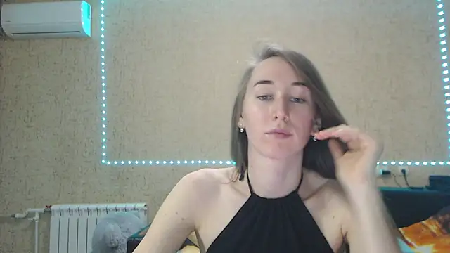 --Model--2 online show from 01.08.25