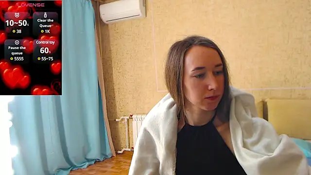 --Model--2 online show from 02.18.25