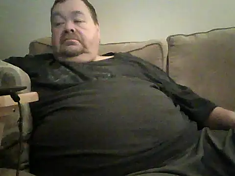 Snapshot of hitman_35 chatting on 11.29.25 hitman 35 online show from 11.29.25