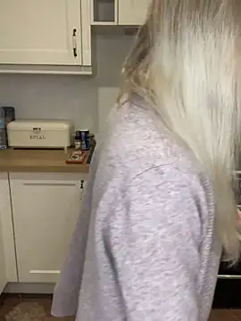 carlaaa online show from 09.16.25