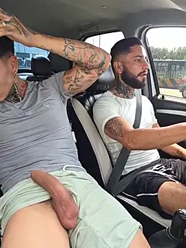 Snapshot of christangel_96_ chatting on 10.10.25 christangel 96 online show from 10.10.25