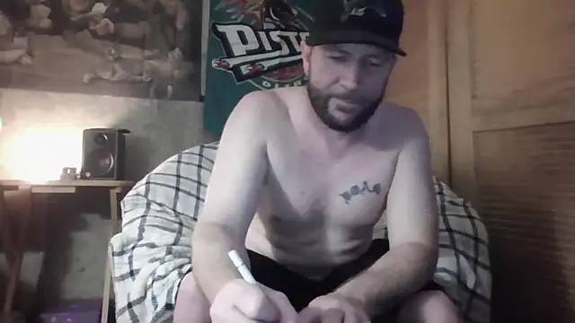 Snapshot of Edward_LongCock chatting on 06.28.26 Edward LongCock online show from 06.28.26