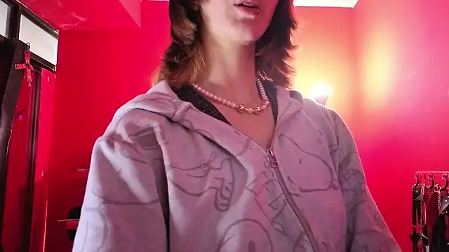 Ambar Roux  online show from 03.09.26