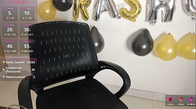 Reika 01 online show from 12.22.24