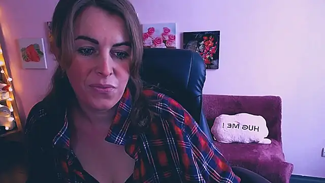 Hot Milady online show from 02.07.25