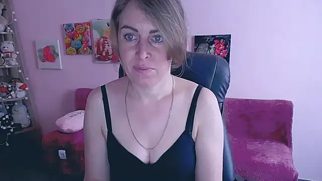 Hot Milady online show from 03.13.25