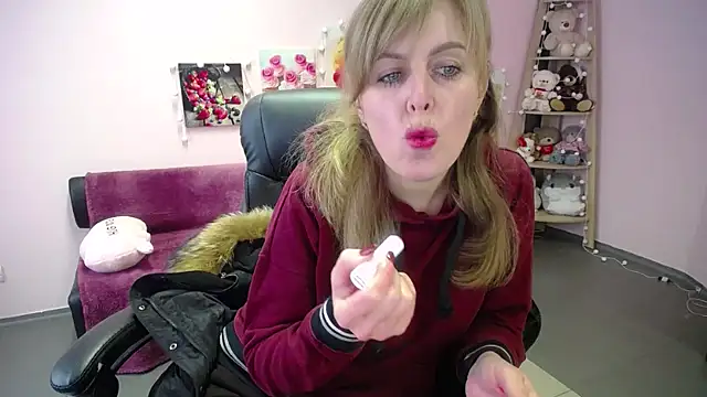 Hot Milady online show from 02.09.26