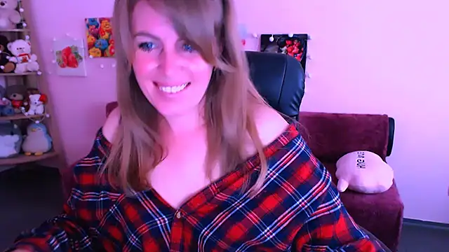 Hot Milady online show from 06.03.26