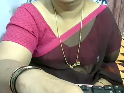 Snapshot of Naughty_Nityaa chatting on 01.21.25 Naughty Nityaa online show from 01.21.25