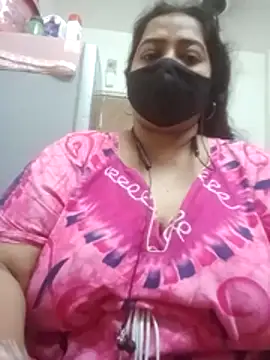 Snapshot of zeepe19 chatting on 04.05.26 zeepe19 online show from 04.05.26