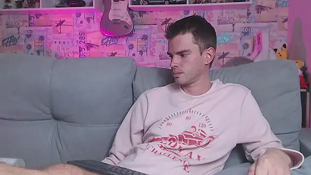 Snapshot of Mike_Burn chatting on 12.03.24 Mike Burn online show from 12.03.24