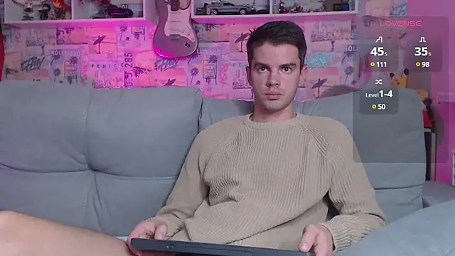 Snapshot of Mike_Burn chatting on 12.06.24 Mike Burn online show from 12.06.24