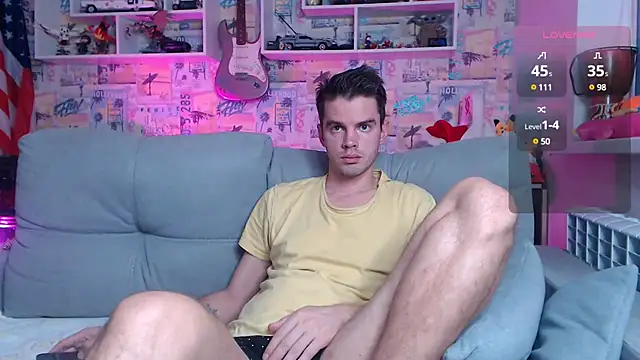 Snapshot of Mike_Burn chatting on 12.09.24 Mike Burn online show from 12.09.24