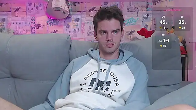 Snapshot of Mike_Burn chatting on 12.16.24 Mike Burn online show from 12.16.24