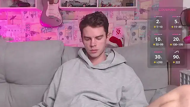 Snapshot of Mike_Burn chatting on 01.06.25 Mike Burn online show from 01.06.25