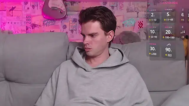 Snapshot of Mike_Burn chatting on 02.10.25 Mike Burn online show from 02.10.25