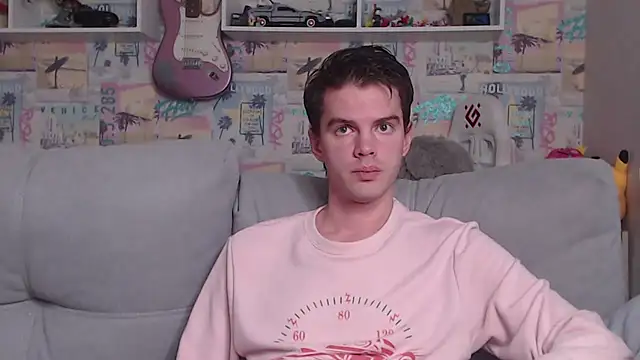 Snapshot of Mike_Burn chatting on 02.11.25 Mike Burn online show from 02.11.25