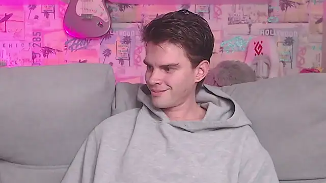 Snapshot of Mike_Burn chatting on 02.13.25 Mike Burn online show from 02.13.25