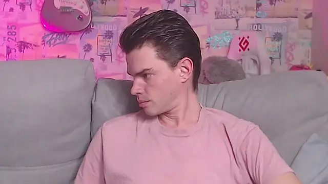 Snapshot of Mike_Burn chatting on 02.16.25 Mike Burn online show from 02.16.25