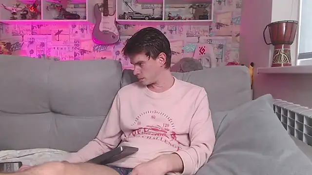 Snapshot of Mike_Burn chatting on 02.24.25 Mike Burn online show from 02.24.25