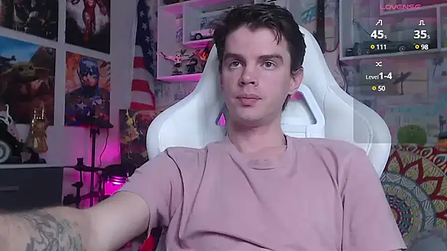 Snapshot of Mike_Burn chatting on 03.06.25 Mike Burn online show from 03.06.25