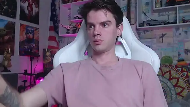 Snapshot of Mike_Burn chatting on 03.06.25 Mike Burn online show from 03.06.25