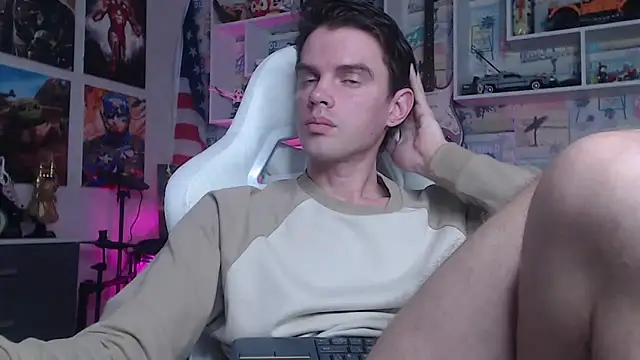 Snapshot of Mike_Burn chatting on 03.07.25 Mike Burn online show from 03.07.25