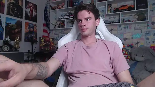 Snapshot of Mike_Burn chatting on 03.17.25 Mike Burn online show from 03.17.25